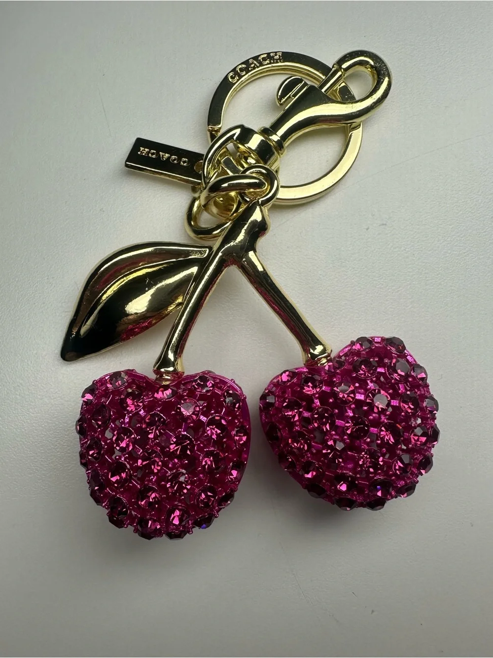 Coach Crystal Cherry Bag Charm Gold Brass Pink CCD32 Keychain Key Ring Dogleash